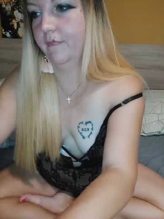_Laura_9310 cam recording