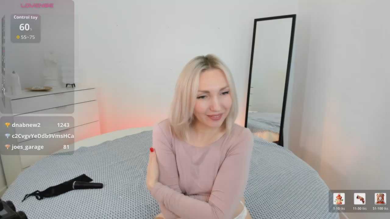 _Lily_White Stripchat recording – Oct 19, 2026