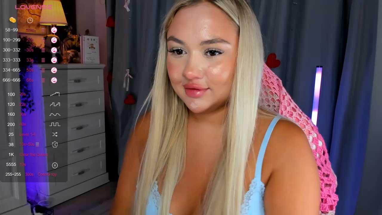 _Loneve__ cam recording