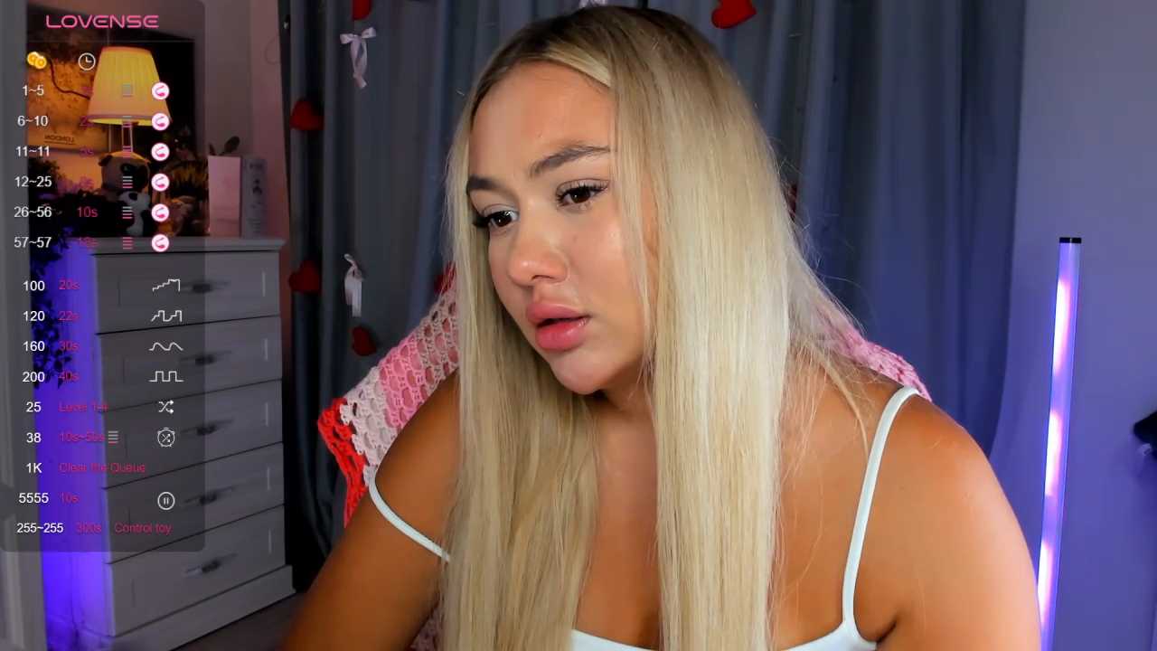 _Loneve__ cam recording