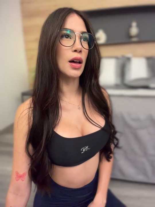 _Valentinaa_ Stripchat recording – Oct 25, 2026