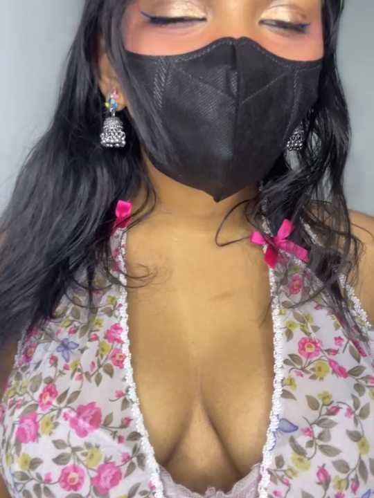 __Tamil_Hot_Chellakutty__