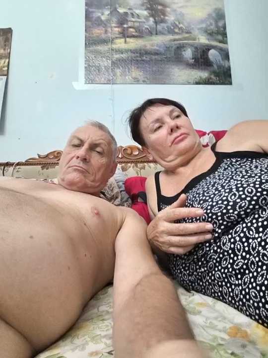 _lady_red_ cam recording