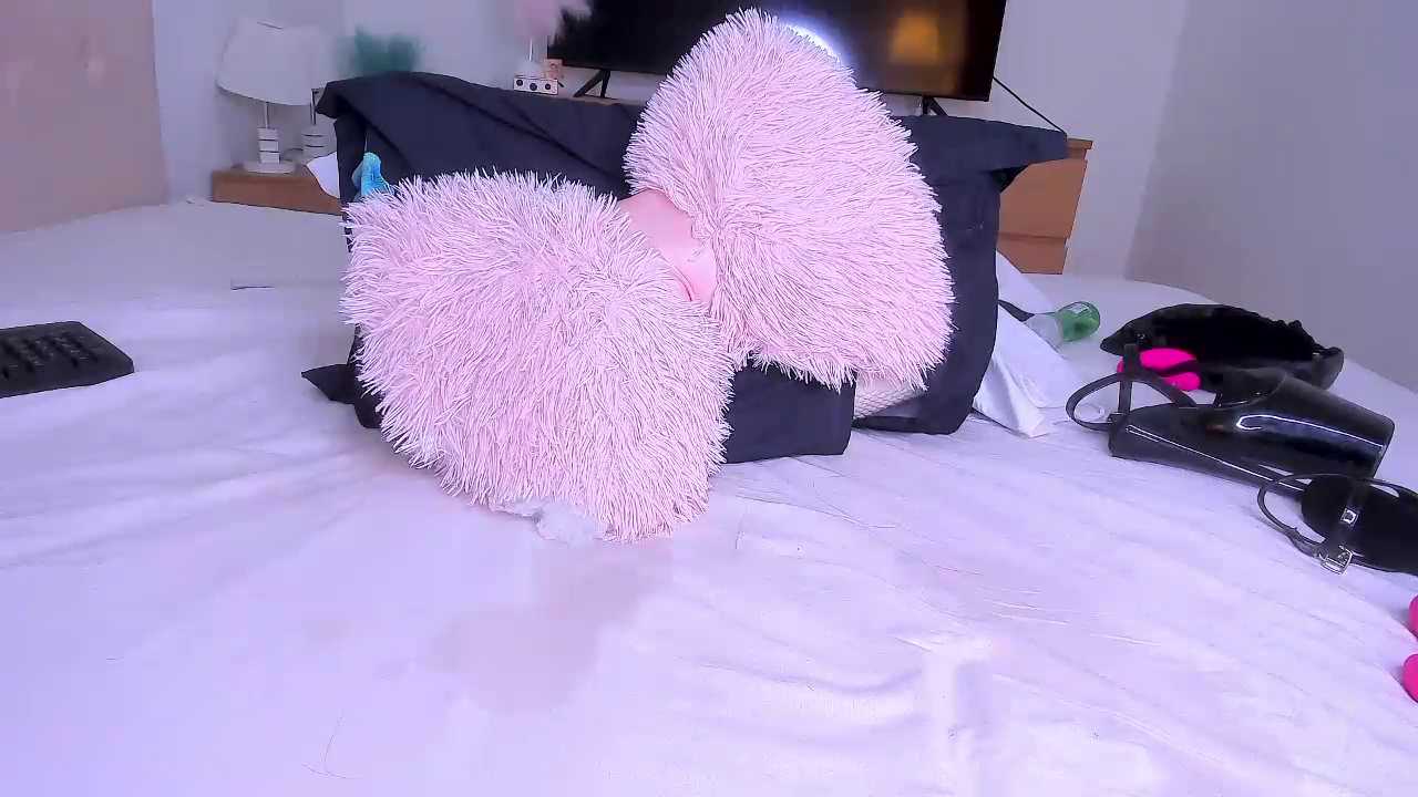 _lynna cam recording
