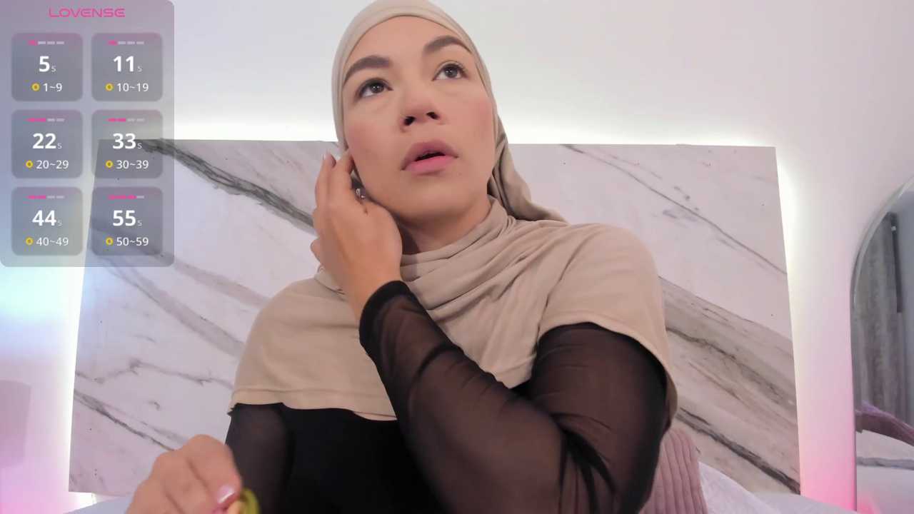 aisha_vs cam recording