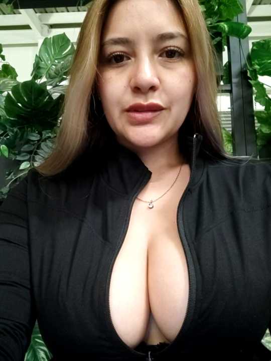 alana_69 cam recording