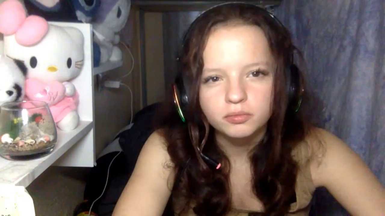 aleyesonme Stripchat recording – Oct 20, 2026
