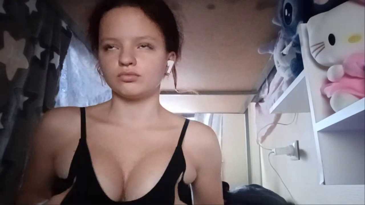 aleyesonme Stripchat recording – Oct 23, 2026