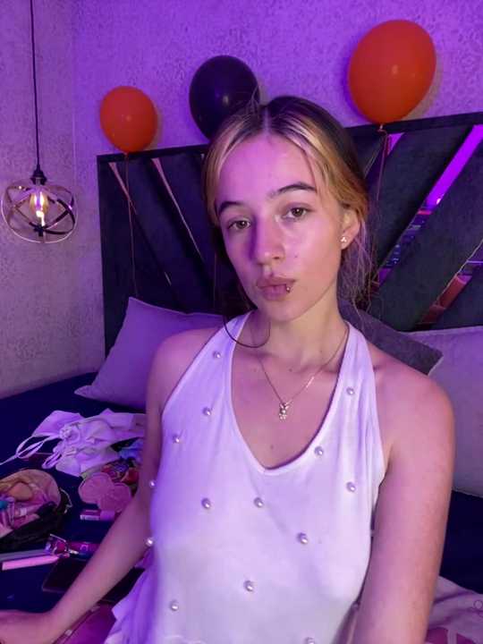 aly_17 cam recording