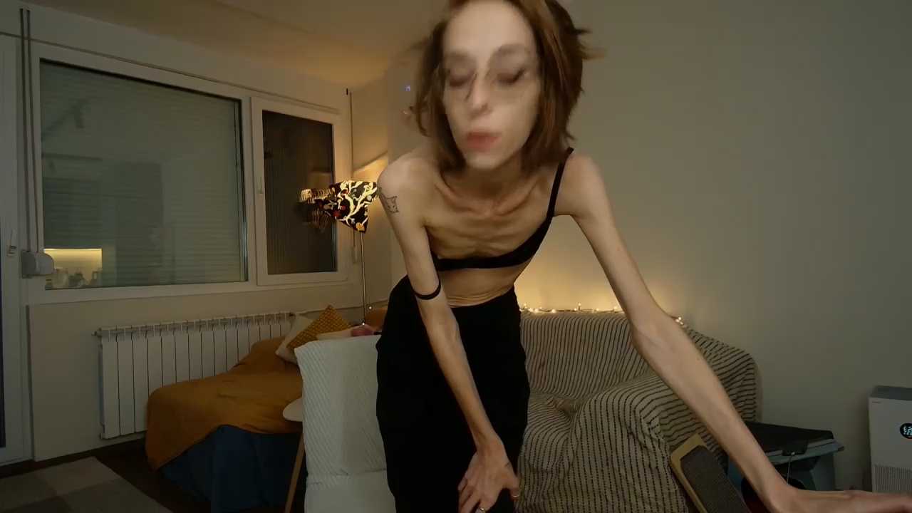 amber_quell_here cam recording