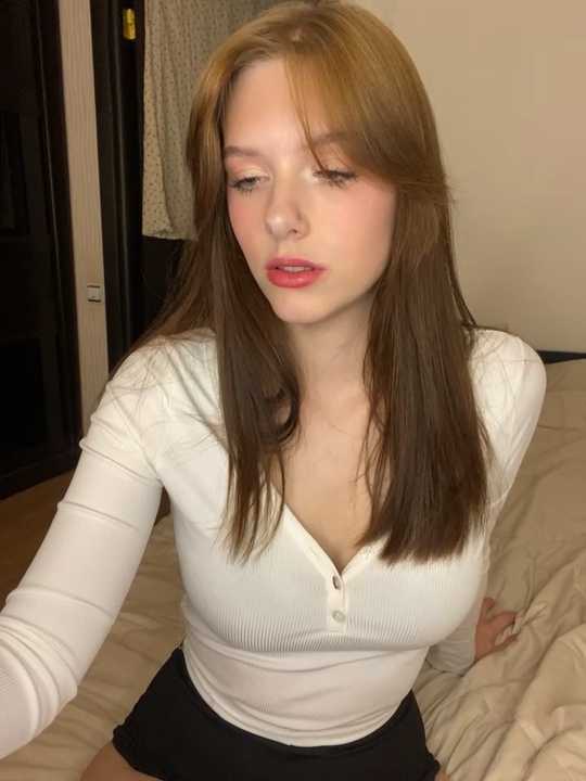 babychika_ Stripchat recording – Oct 19, 2026