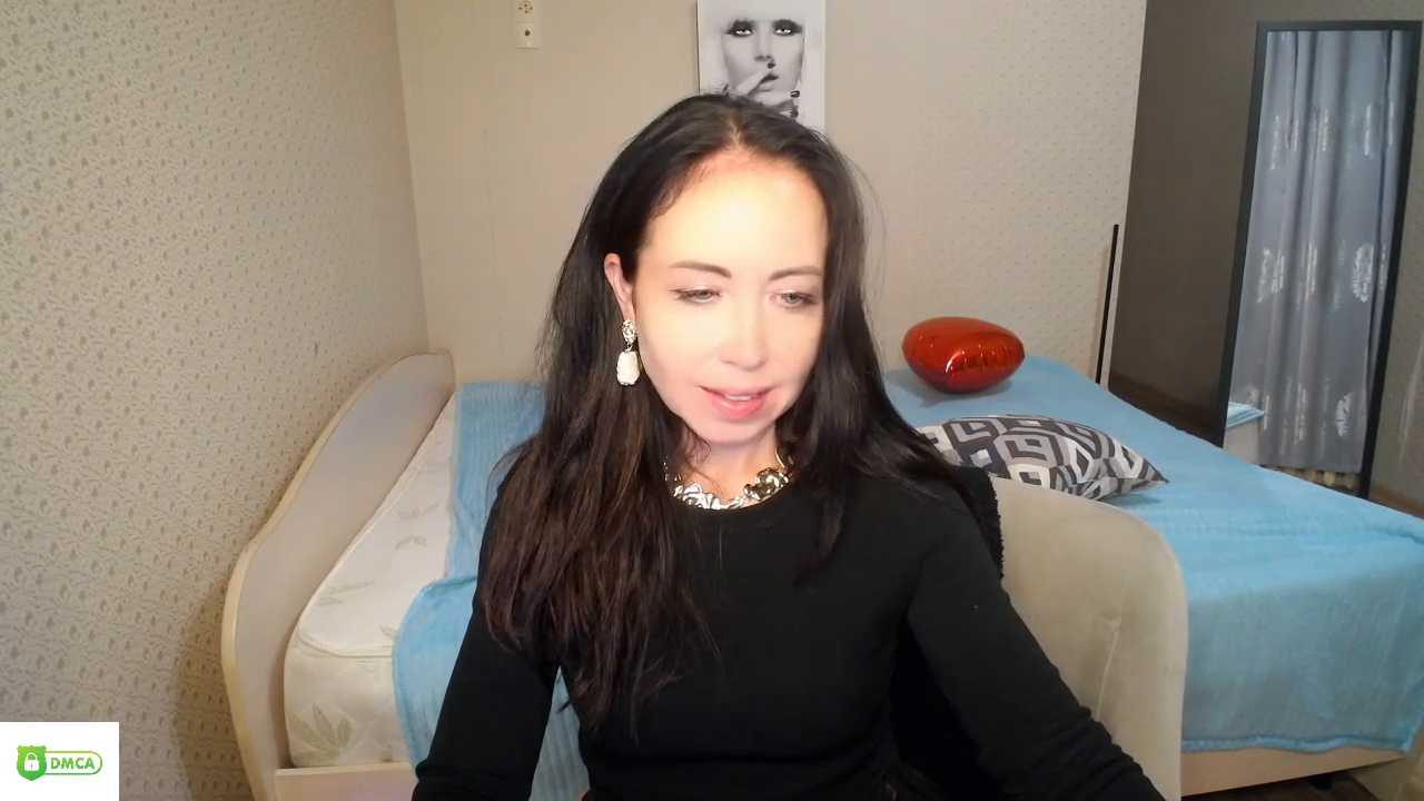 beautiful_moon3 cam recording