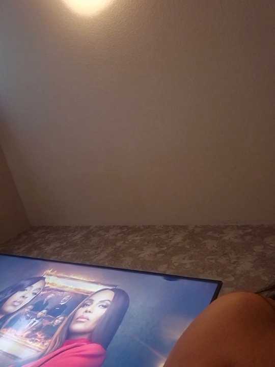 bigtits_zarii Stripchat recording – Oct 20, 2026