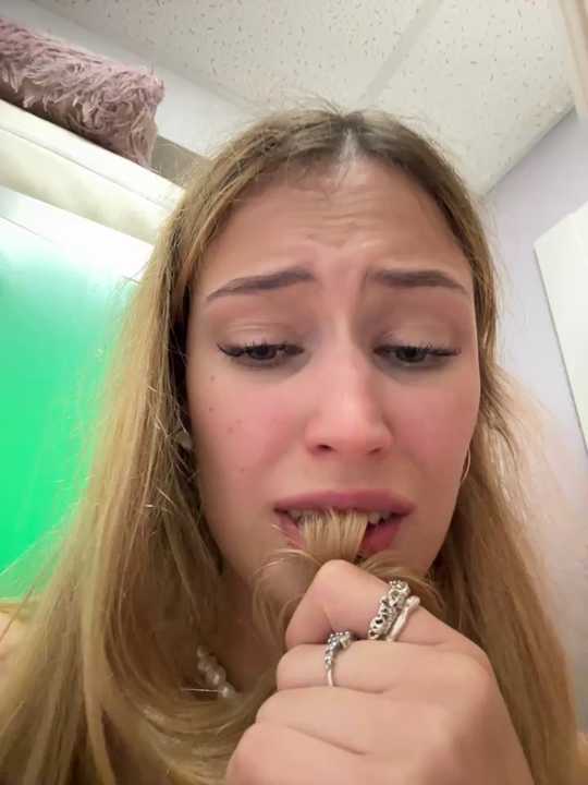 blonde_exe cam recording