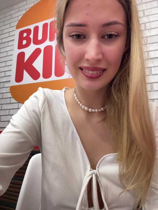 blonde_exe cam recording