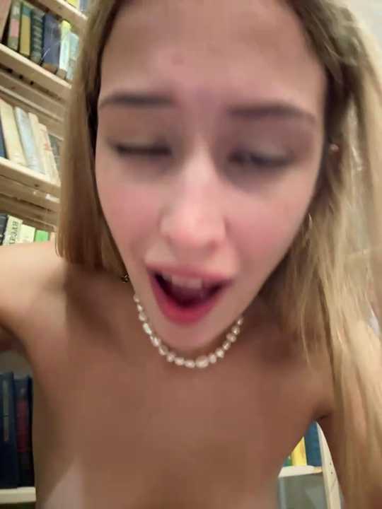 blonde_exe cam recording