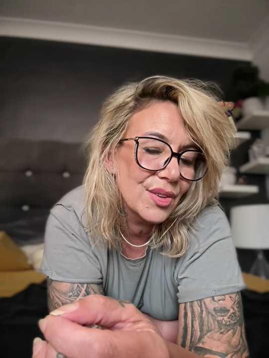 blondebitch2 cam recording