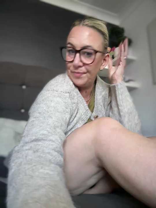 blondebitch2