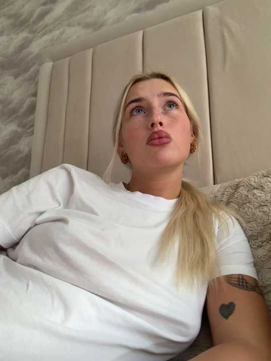 blondetart69 cam recording