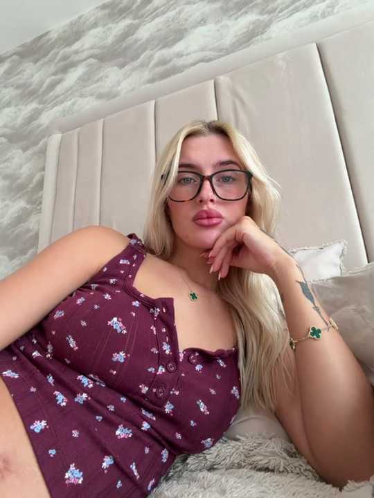blondetart69 cam recording
