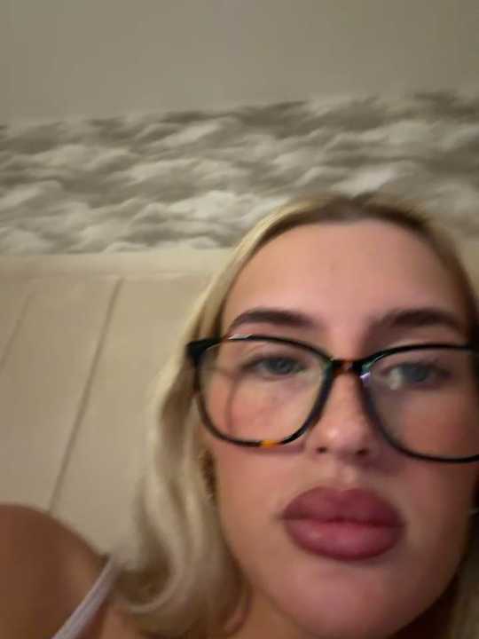 blondetart69 cam recording