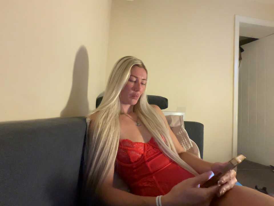blondeychiaraxo cam recording