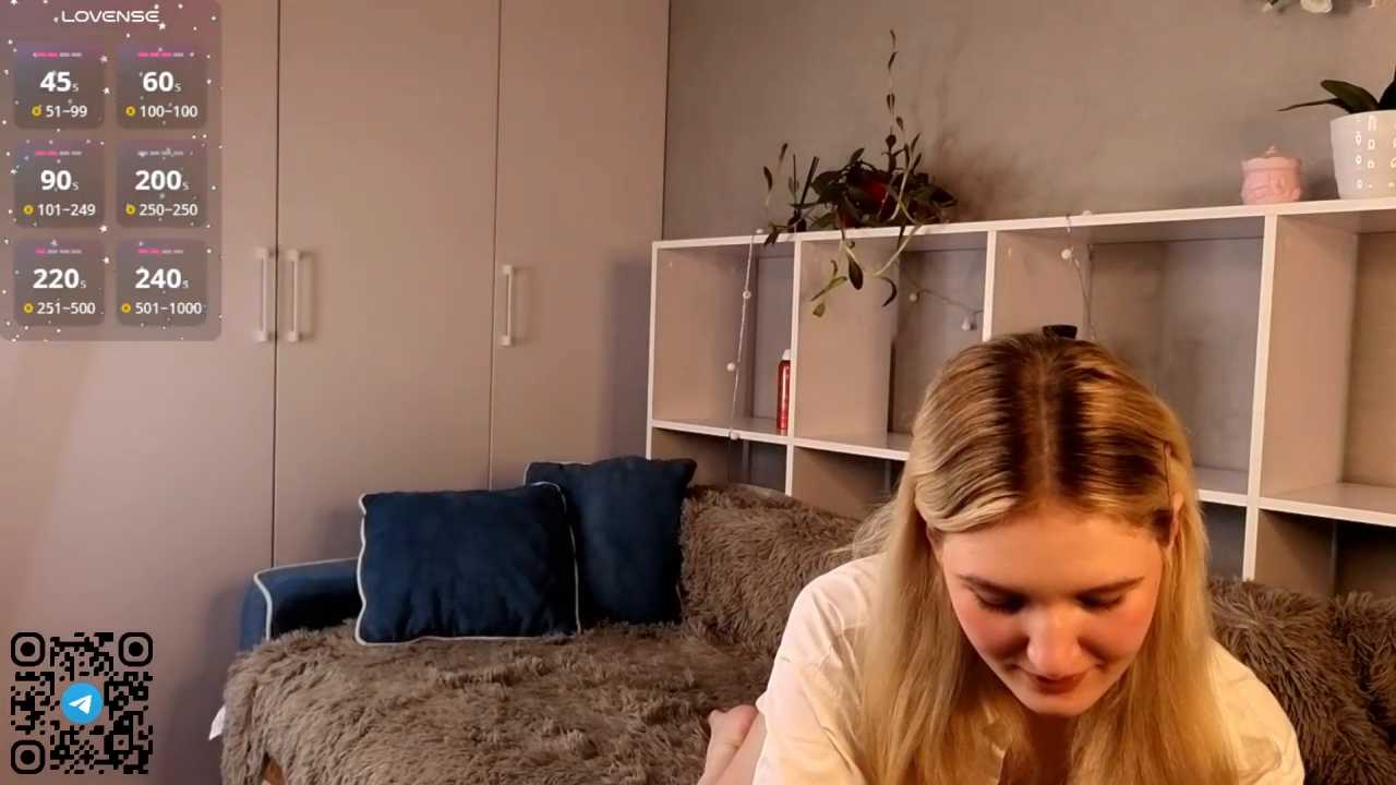 blondiecharm cam recording