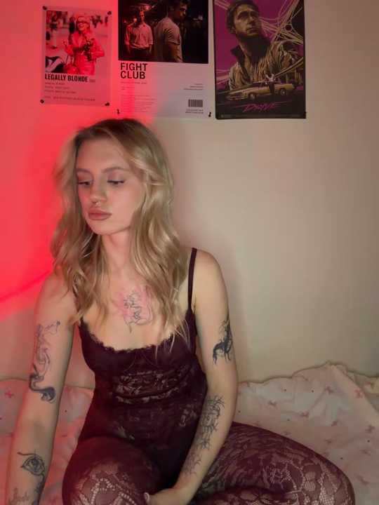 blondiedoll cam recording