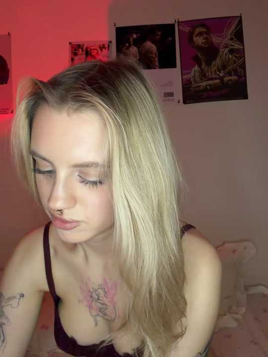 blondiedoll
