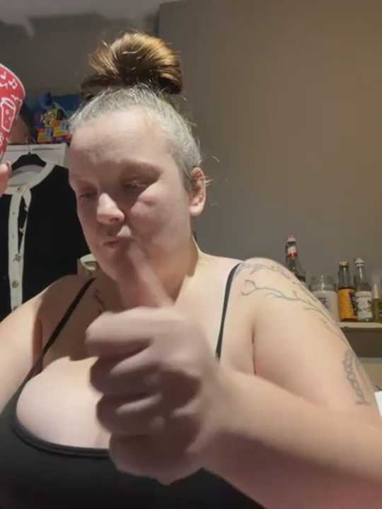 busty-bella1 cam recording