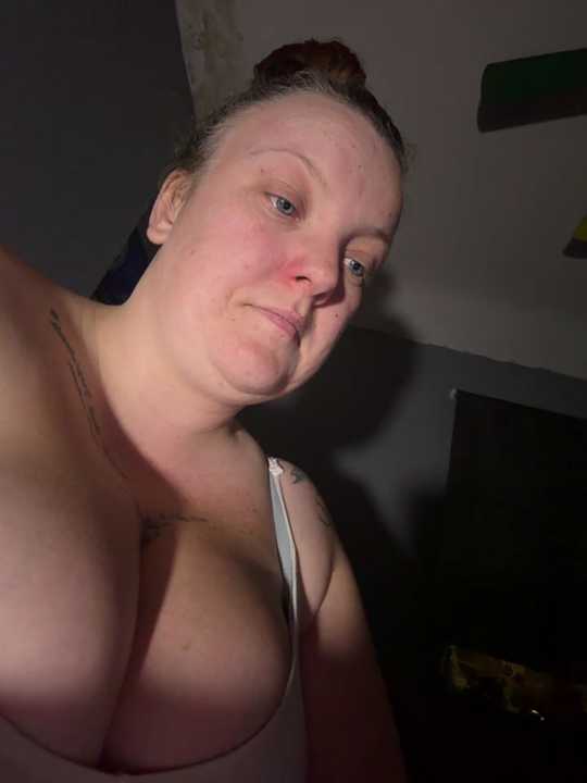 busty-bella1