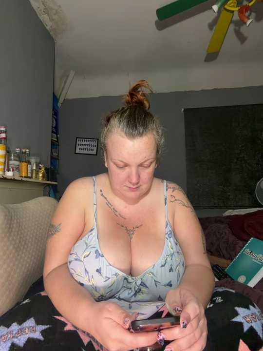 busty-bella1 cam recording