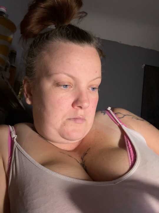 busty-bella1 cam recording