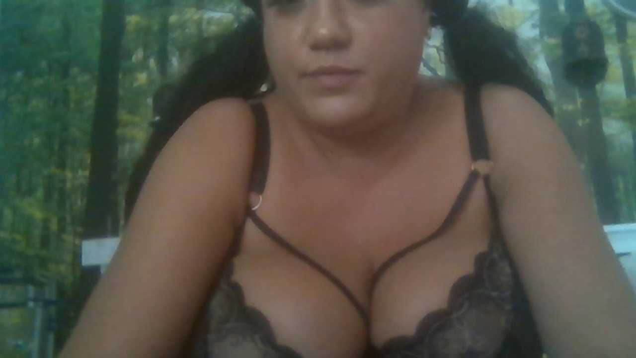 bustylexy36 cam recording