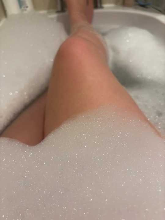 bustymilf41 cam recording