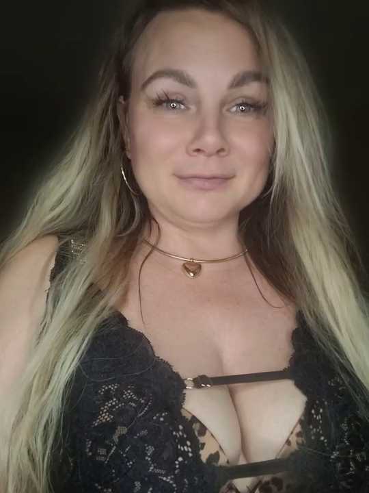 candy_queeen cam recording