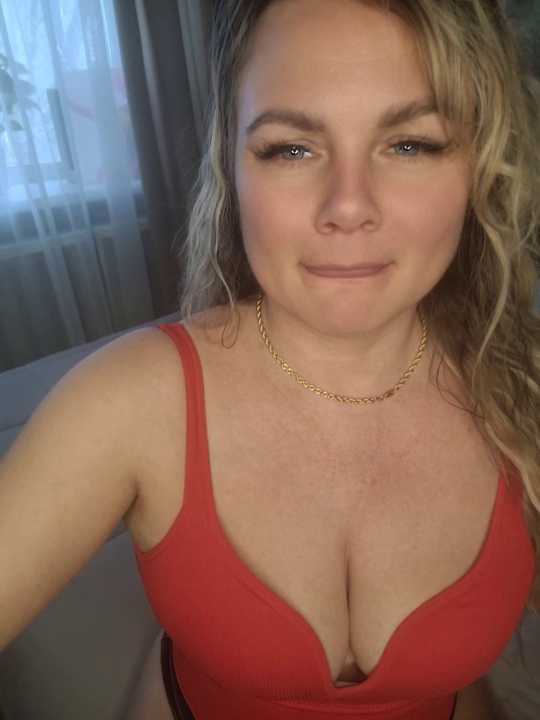 candy_queeen Stripchat recording – Oct 24, 2026