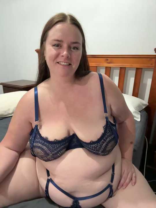 carinabro10 Stripchat recording – Oct 21, 2026