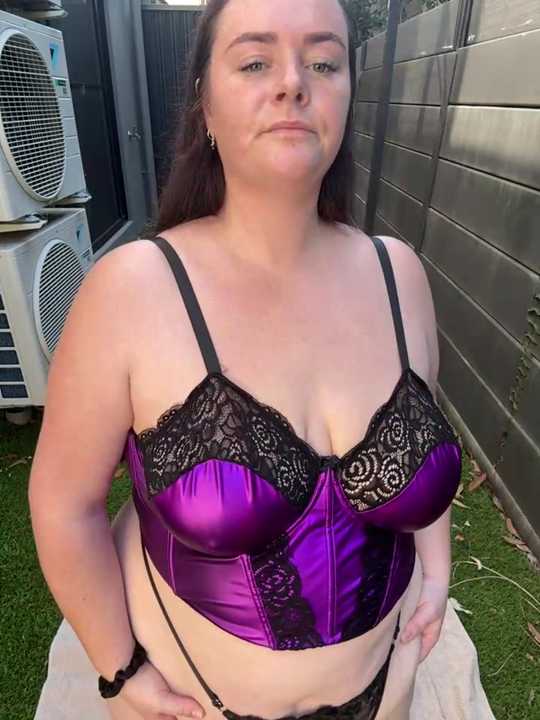 carinabro10