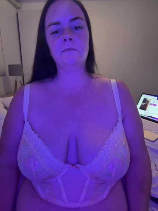 carinabro10