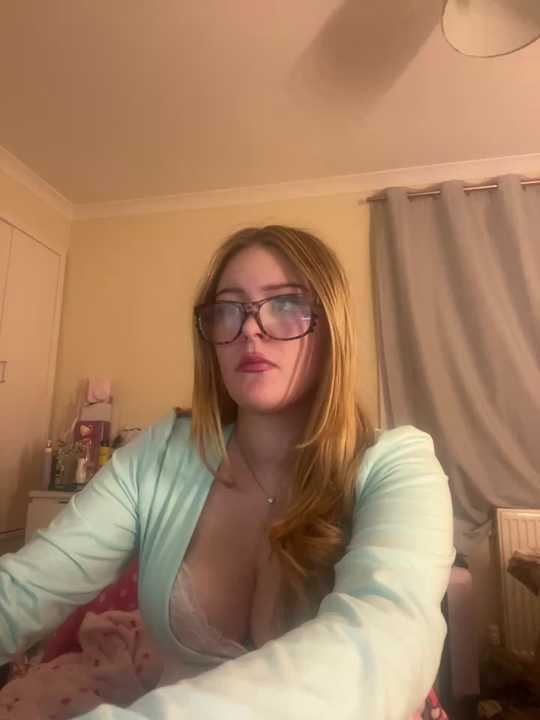 cherryrosealiee Stripchat recording – Oct 24, 2026