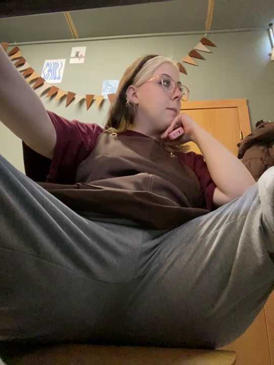 cinnabon_ Stripchat recording – Oct 24, 2026