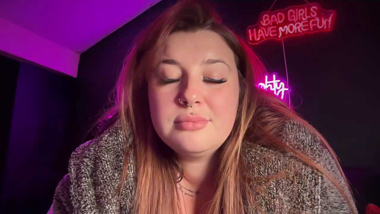 curvy_rosie69 Stripchat recording – Oct 23, 2026