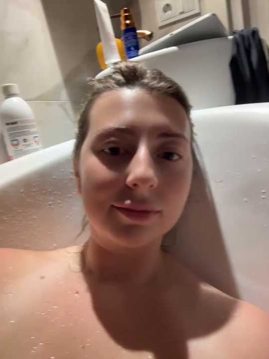 curvyflawless Stripchat recording – Oct 24, 2026