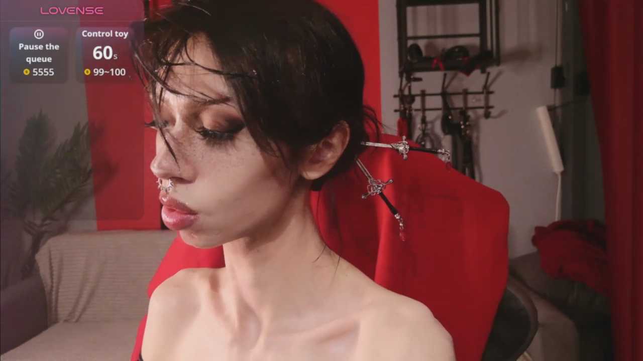 devvilss_toy Stripchat recording – Oct 15, 2026