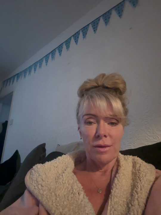 dolly-daydream-xx cam recording