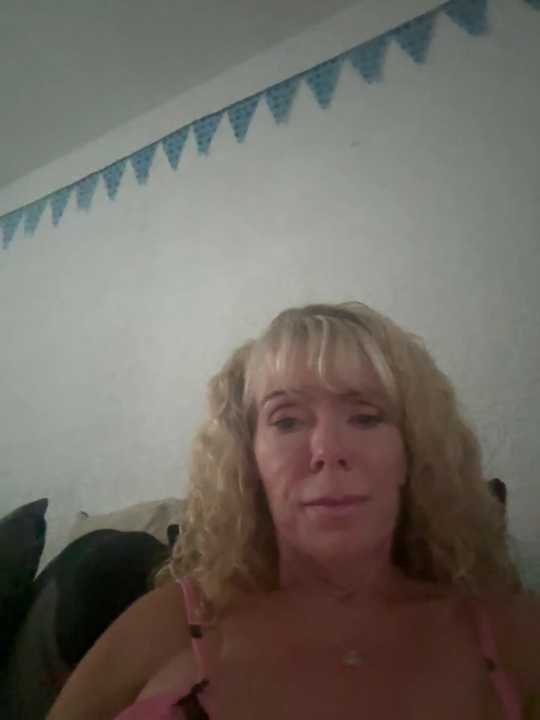 dolly-daydream-xx cam recording