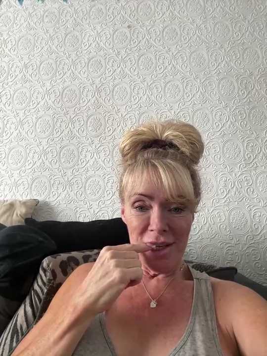 dolly-daydream-xx cam recording