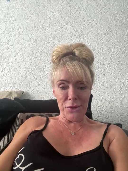 dolly-daydream-xx cam recording