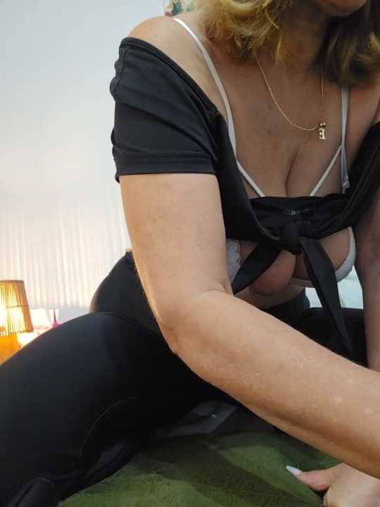 elacoquette cam recording